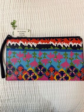Vera Bradley Rio Slim Zip Wristlet